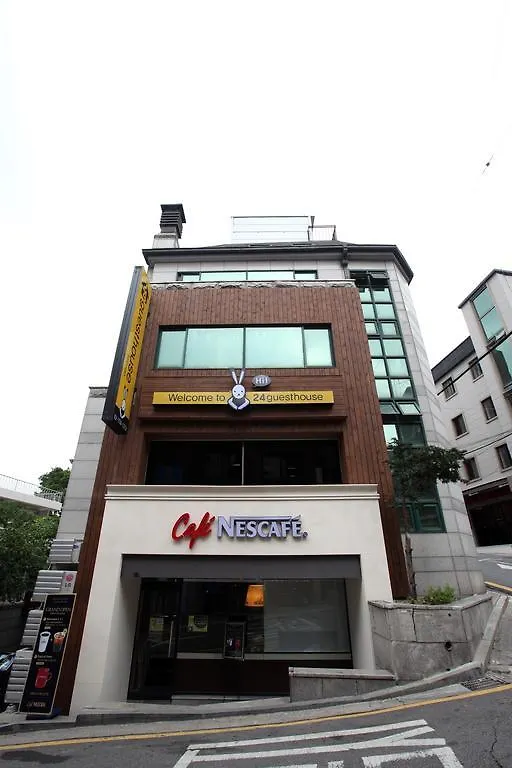 סיאול 24 Guesthouse Namsan